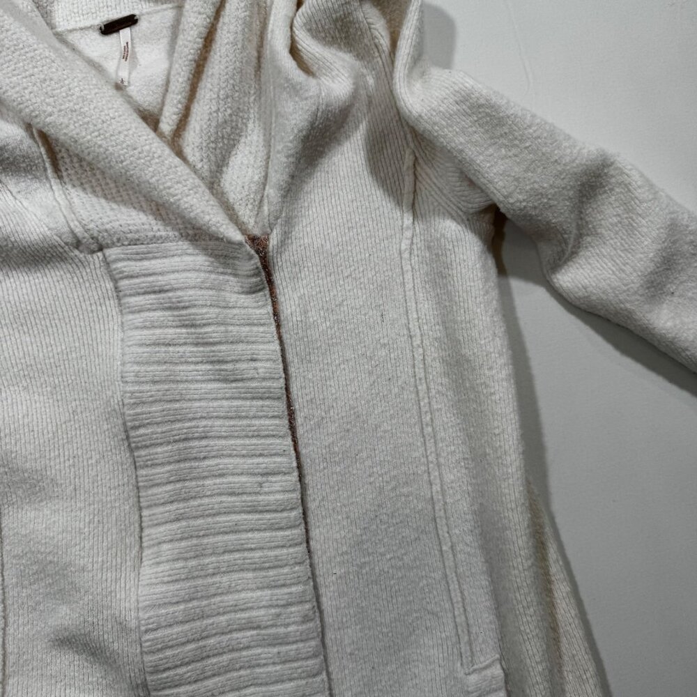 Free People Hooded Cardigan Knit Ivory Lace Mixed Media L Cottagecore Boho Cozy - Picture 10 of 11
